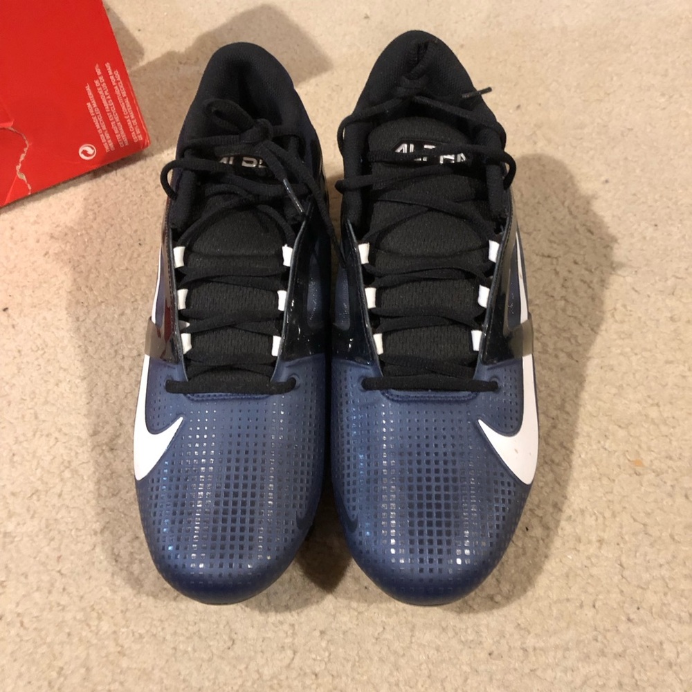 Nike Navy and White Low-Top Performance Turf cleats new without tags